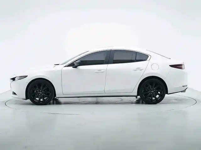 Mazda 3 Axela — миниатюра 9