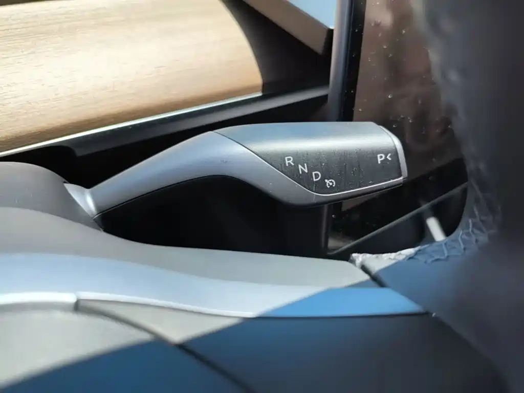 Tesla Model 3 — миниатюра 14