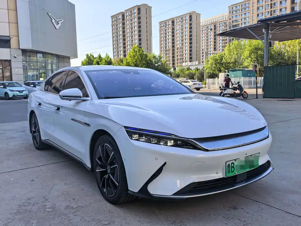 BYD Han — миниатюра 3