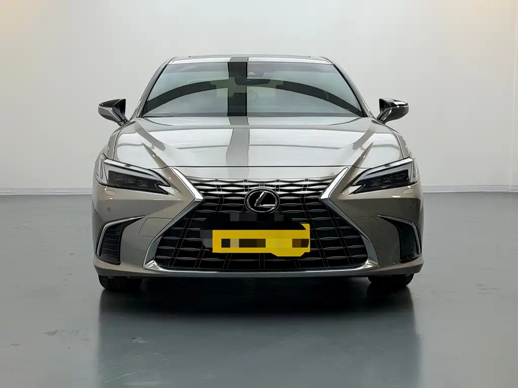 Lexus ES — миниатюра 5