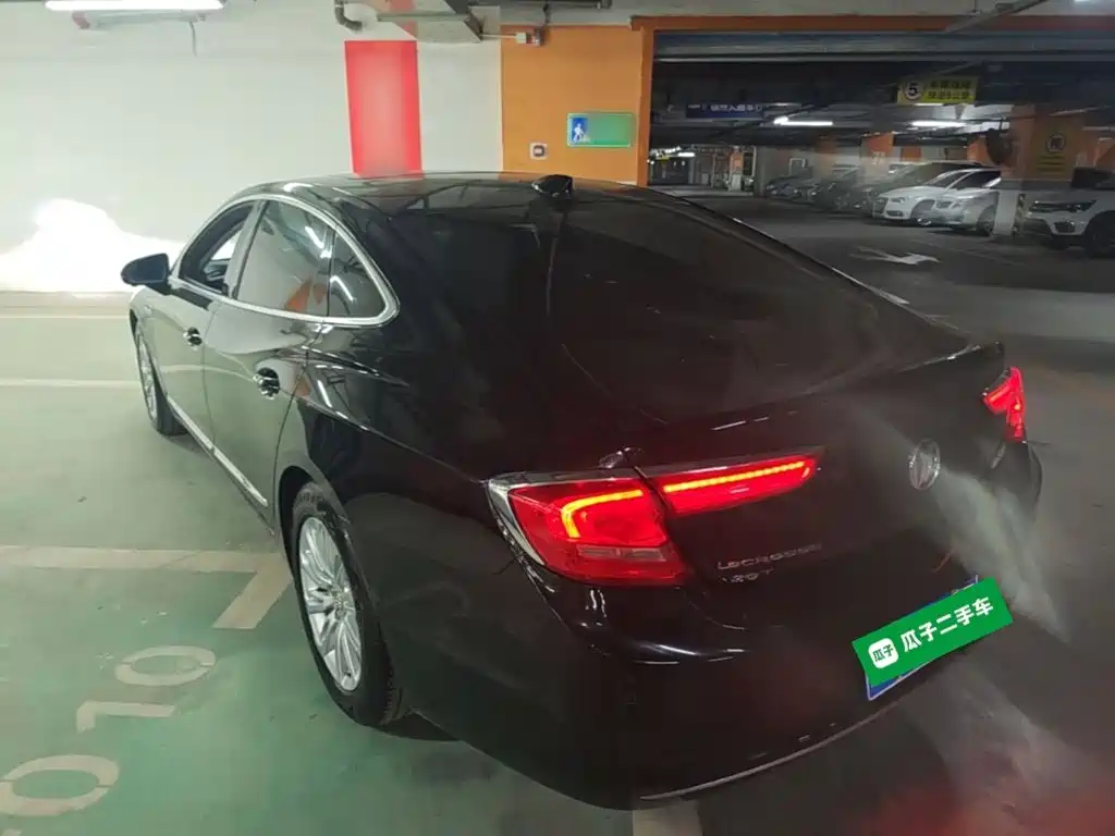 Buick LaCrosse — миниатюра 5