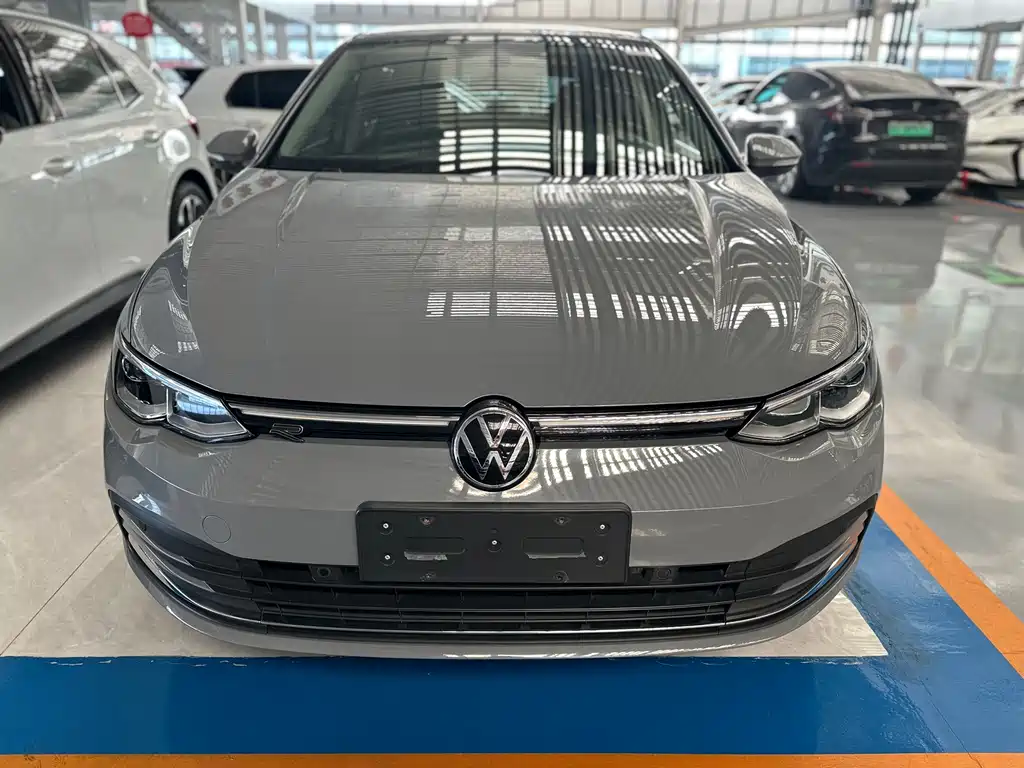 Volkswagen Golf — миниатюра 2