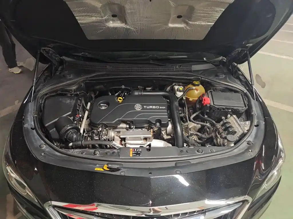 Buick LaCrosse — миниатюра 20