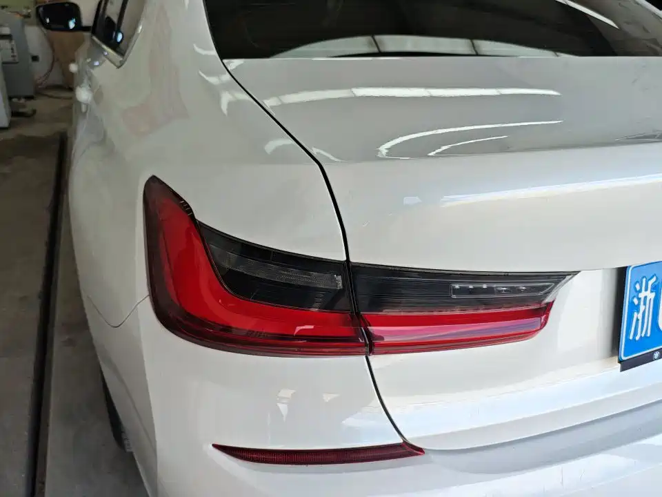 BMW 3 Series — миниатюра 15