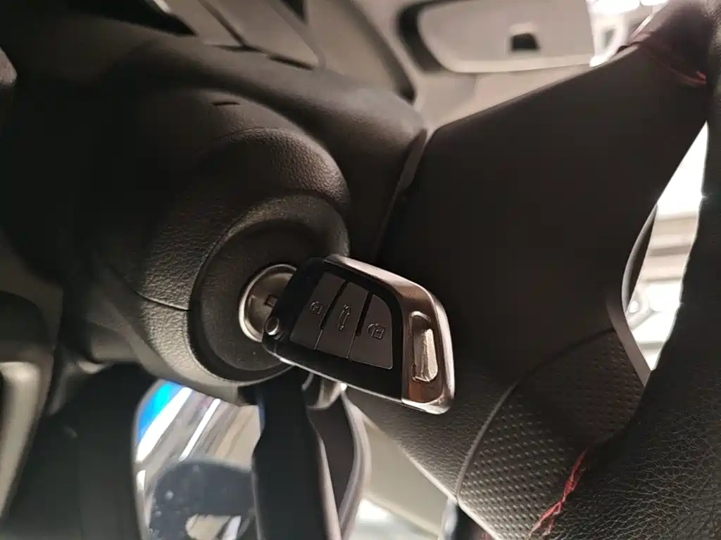 Chevrolet Aveo — миниатюра 9