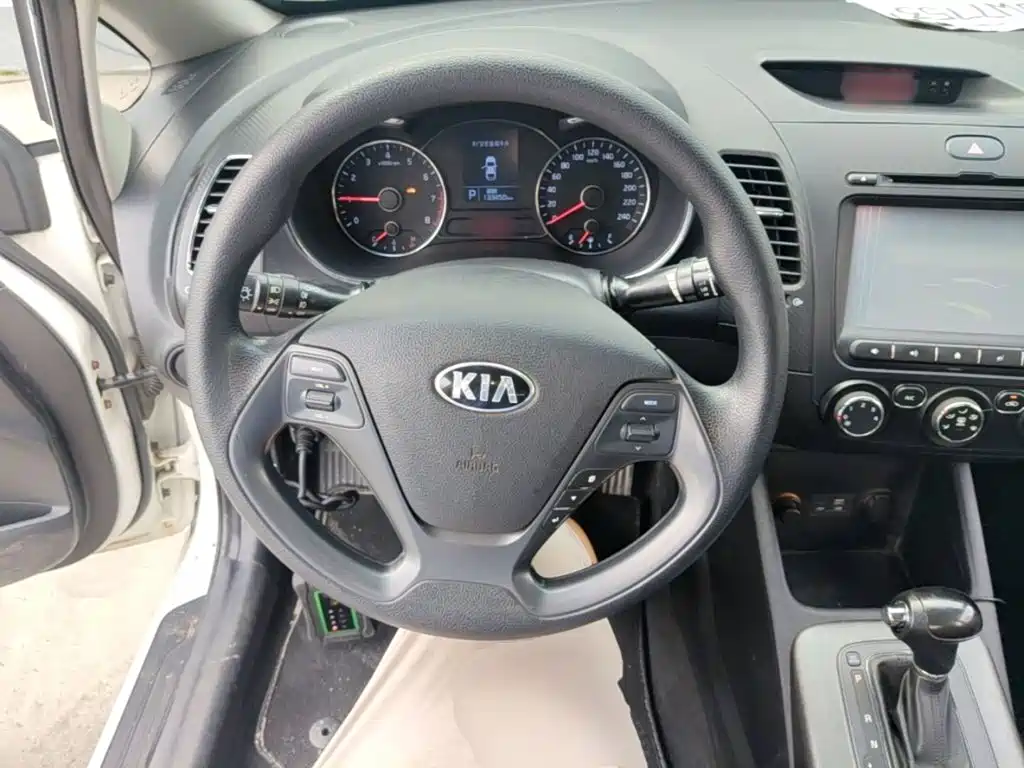 Kia K3 — миниатюра 11