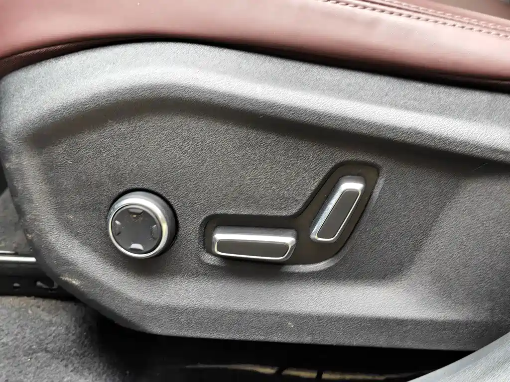 Geely Xingyue L — миниатюра 30