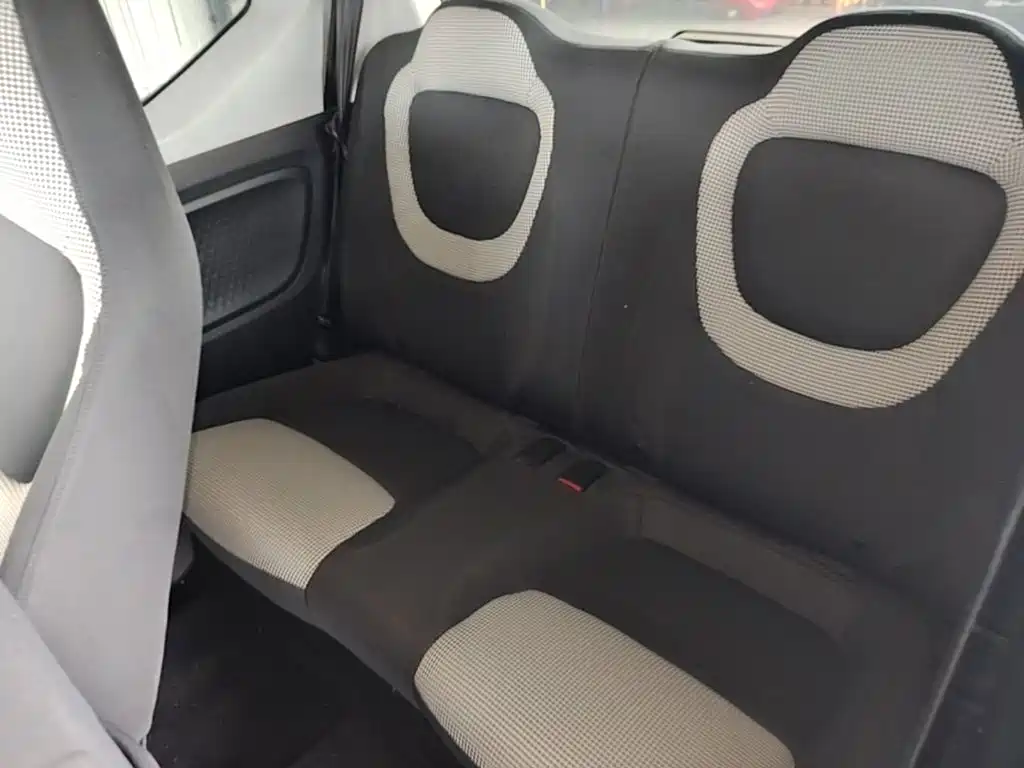 Wuling MINIEV — миниатюра 17