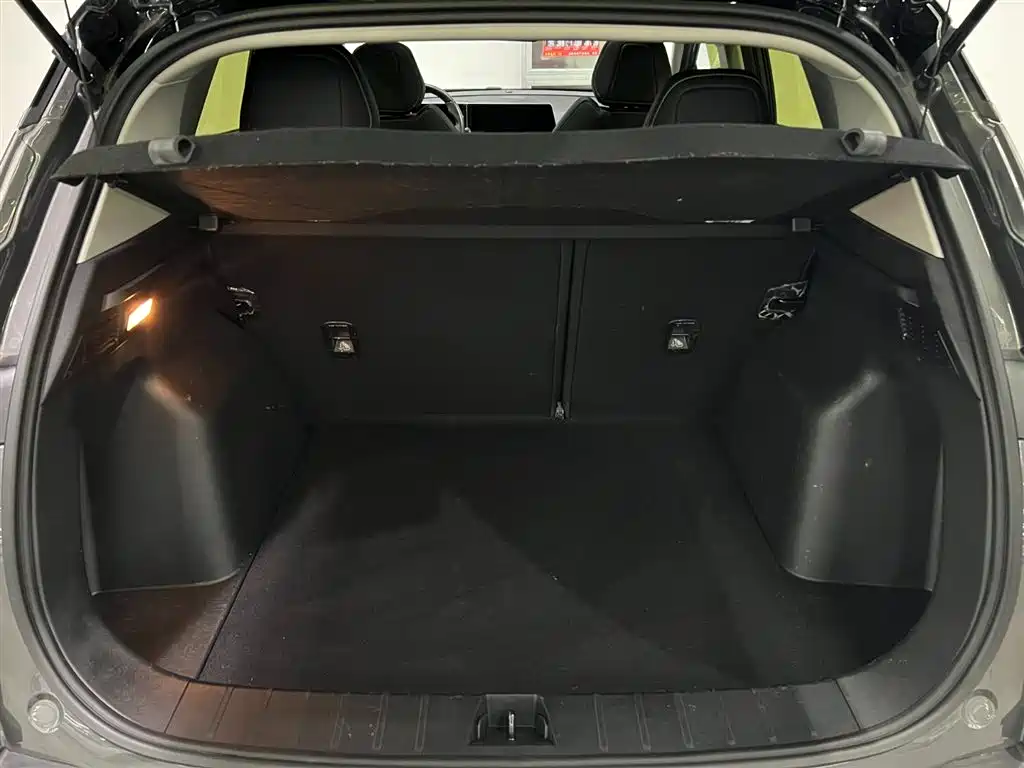 GEELY AUTOMOBILE BINYUE