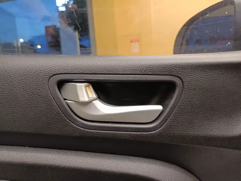 Hyundai Verna - фото 8