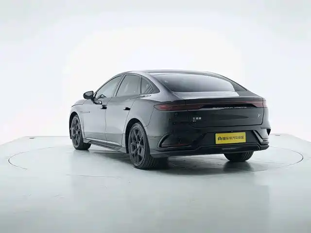 BYD Han — миниатюра 7