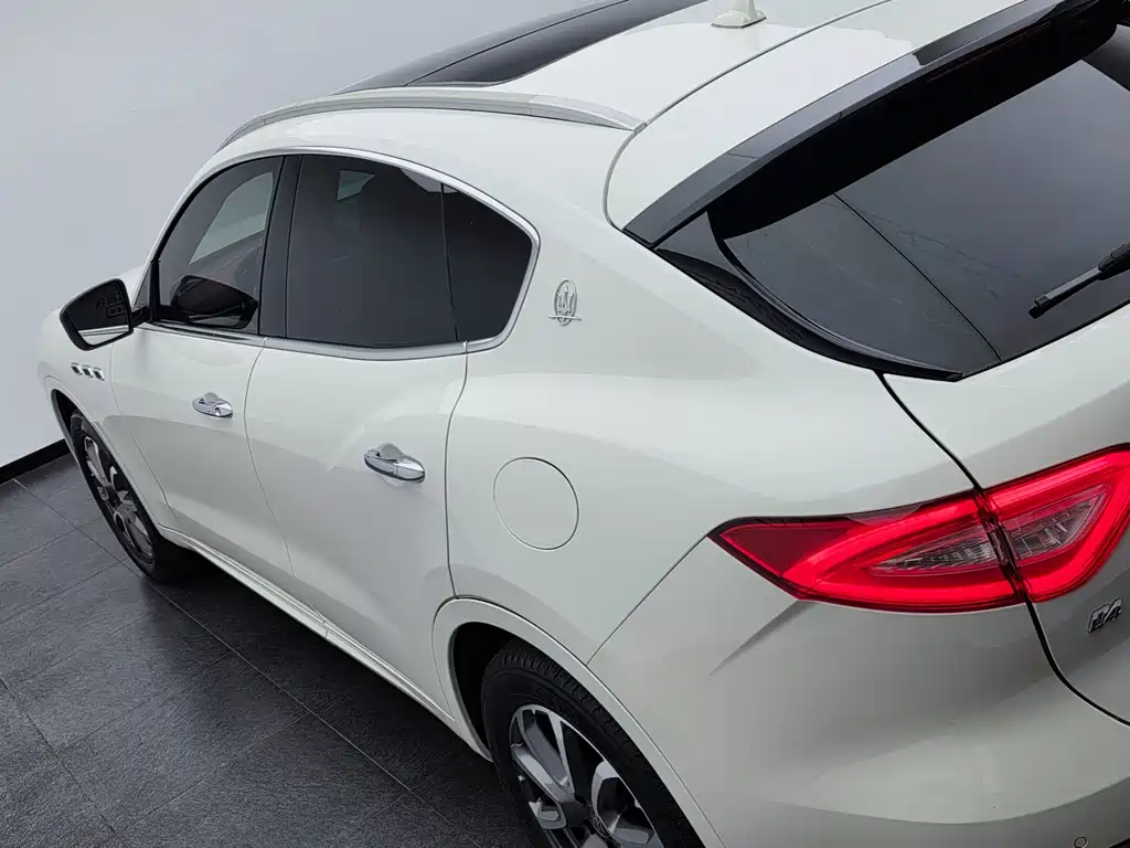 Maserati Levante — миниатюра 26