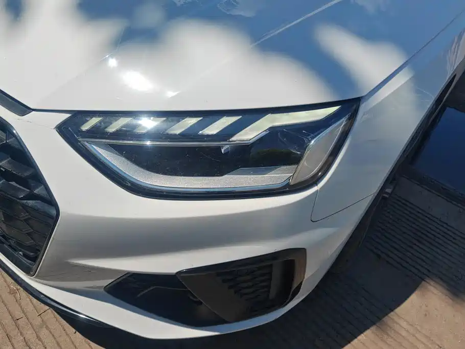Audi A4L — миниатюра 5