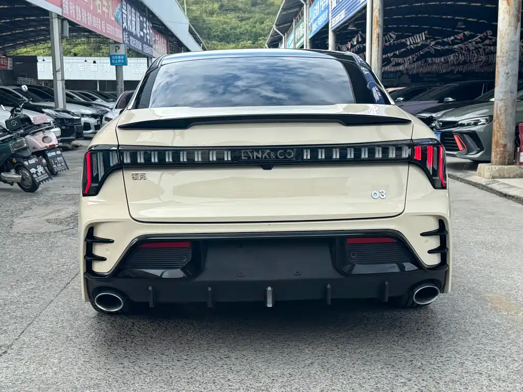 Lynk & Co 03 — миниатюра 5