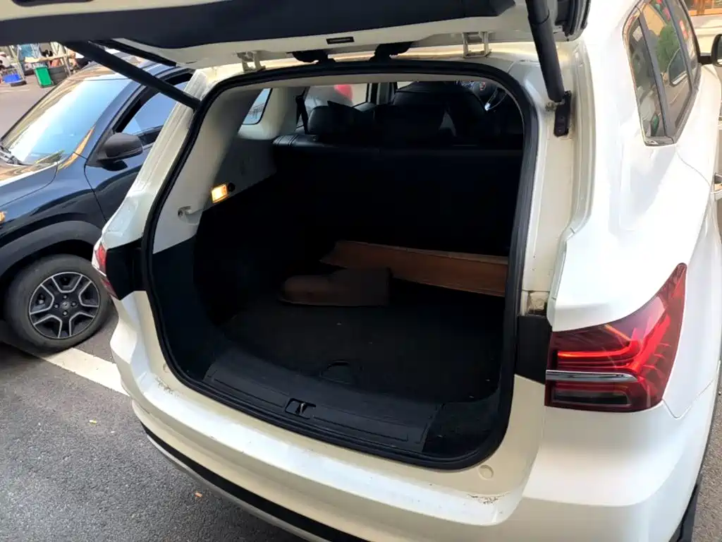 Roewe RX5 — миниатюра 19