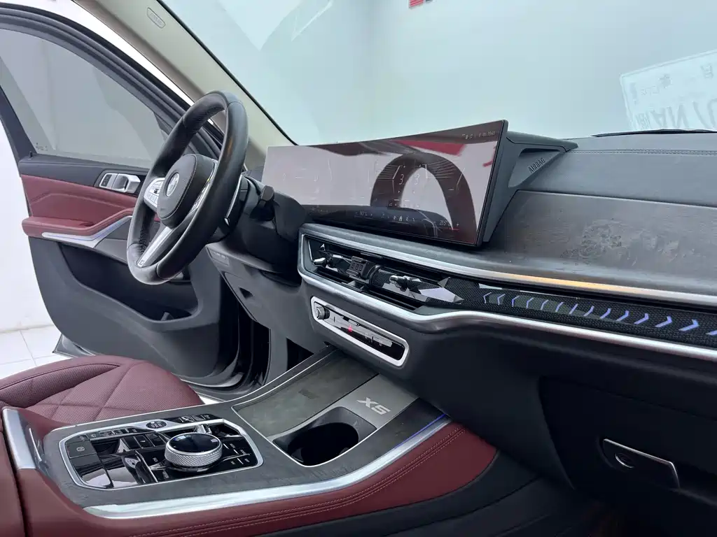 BMW X5 — миниатюра 14