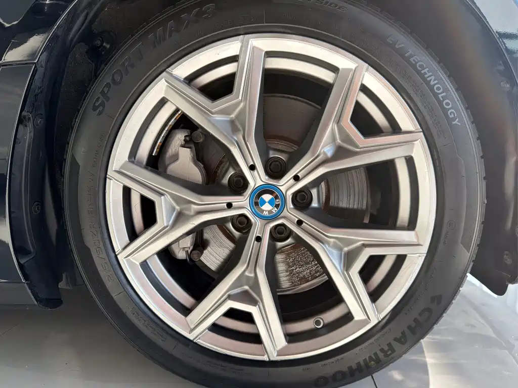 BMW i3 — миниатюра 14