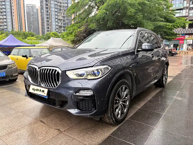 2022 BMW X5