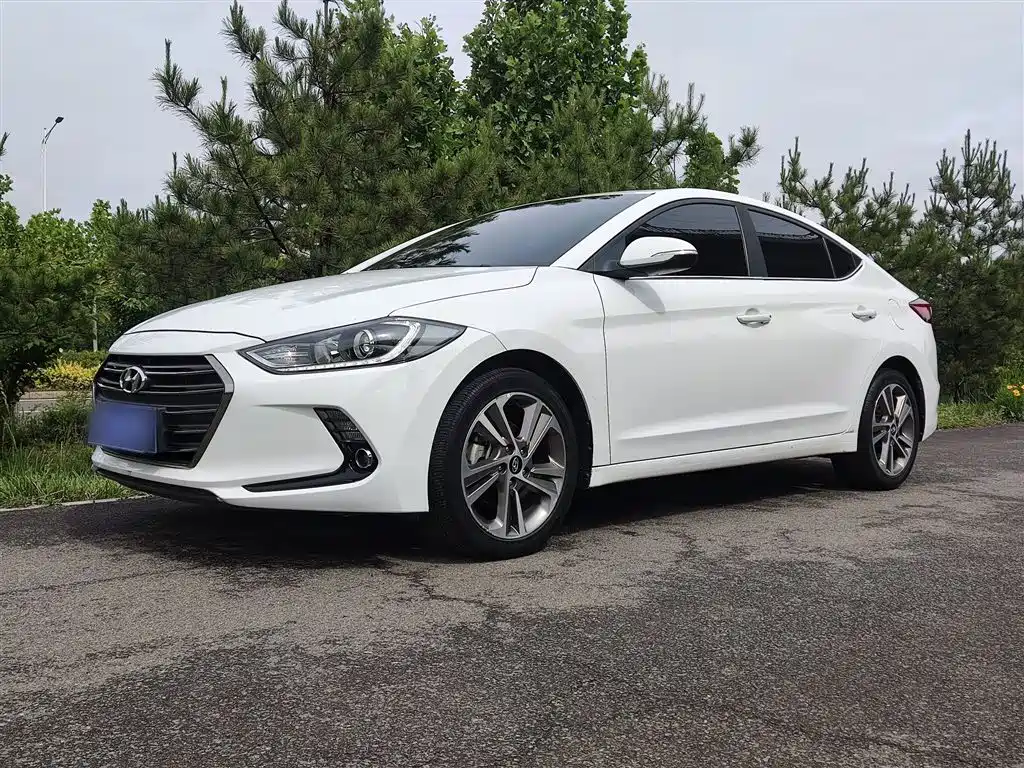 Hyundai Elantra 2017