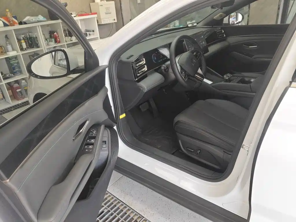 BYD Qin L — миниатюра 12