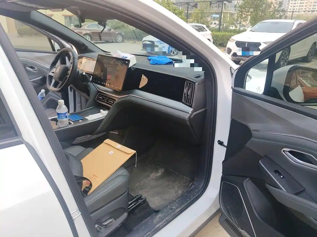 BYD L DM-i — миниатюра 19