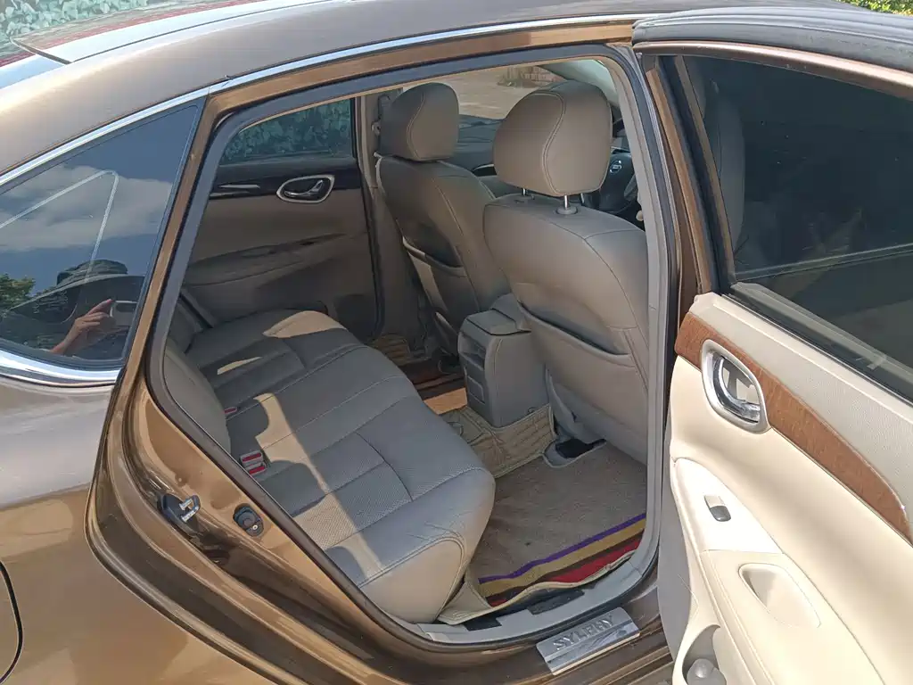 Nissan Sylphy — миниатюра 9