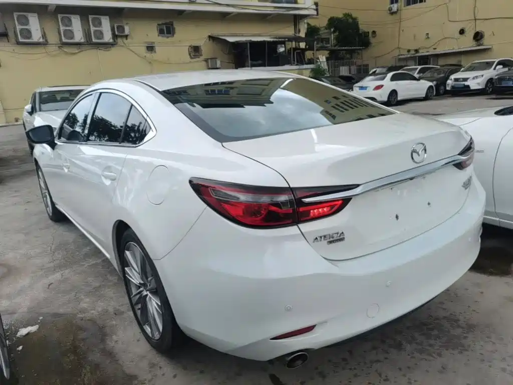 Mazda Atenza — миниатюра 5