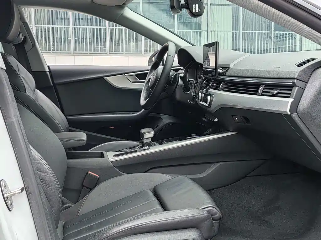 Audi A5 (Import) — миниатюра 19