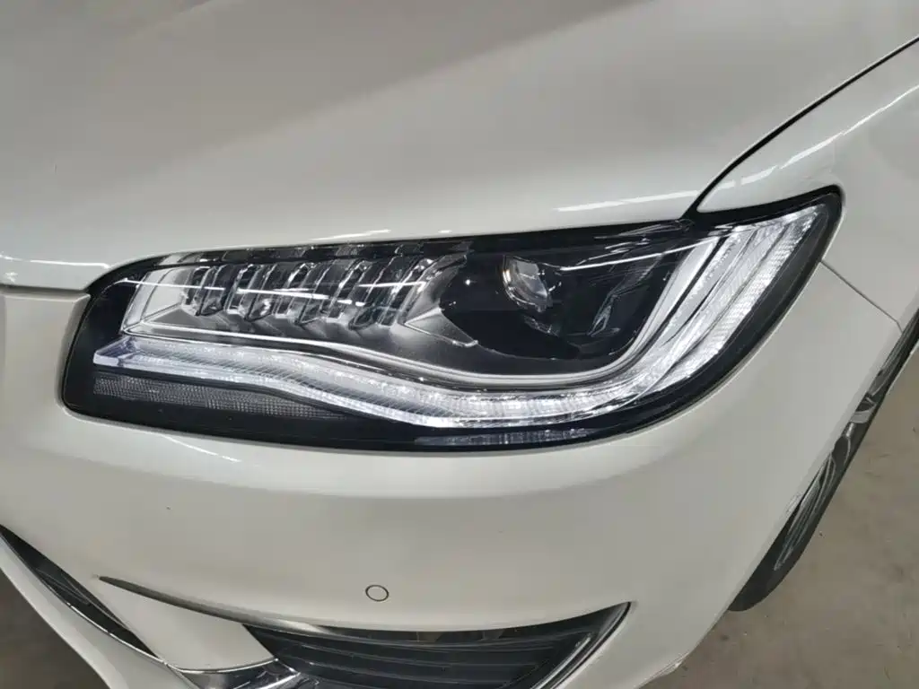 Lincoln MKZ — миниатюра 24