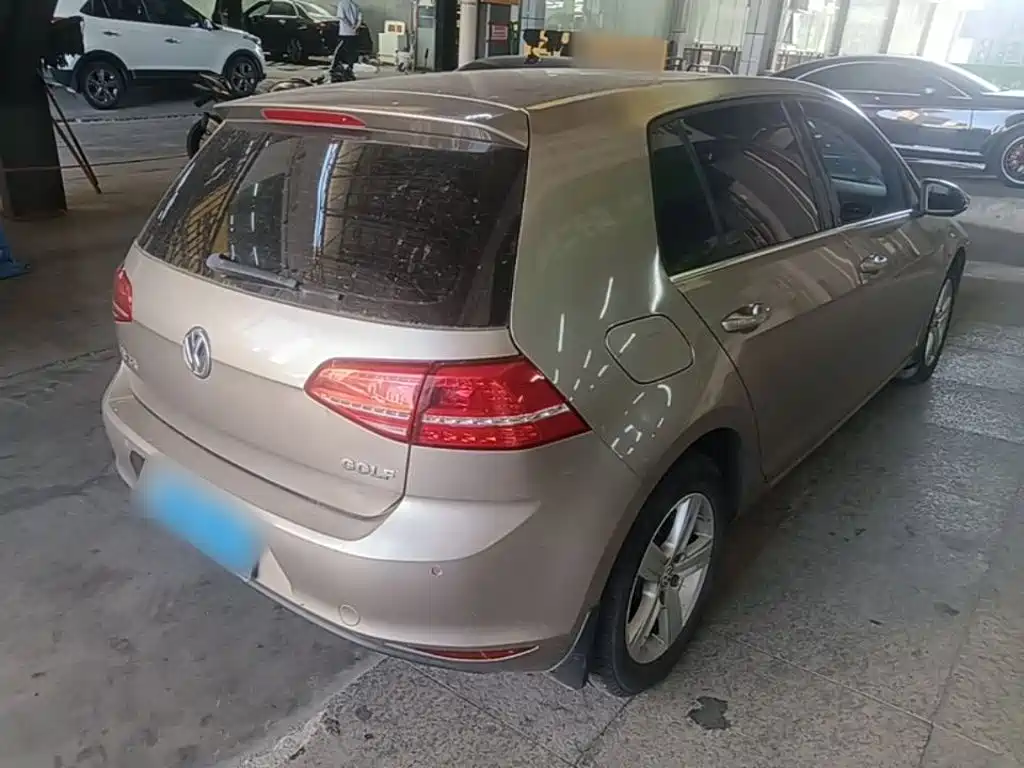 Volkswagen Golf — миниатюра 7