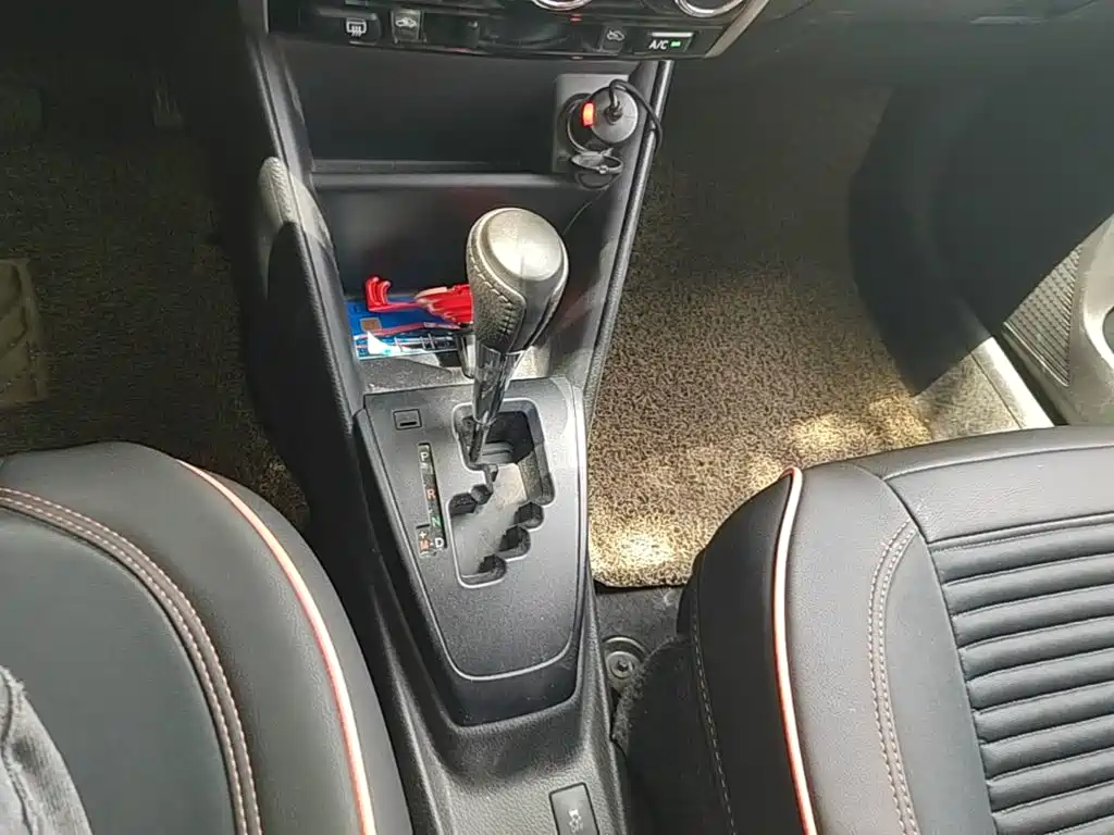 Toyota Yaris L — миниатюра 21