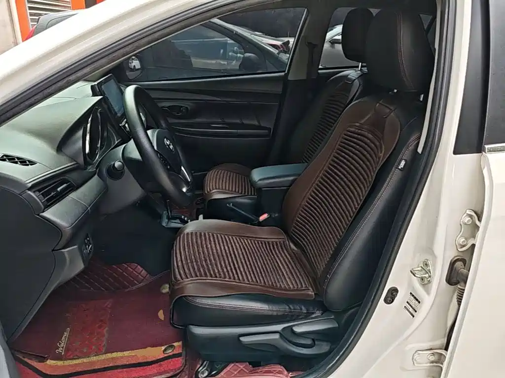 Toyota Vios FS — миниатюра 15