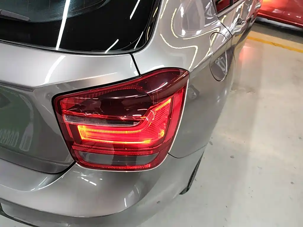 BMW 1 Series (Import) — миниатюра 8