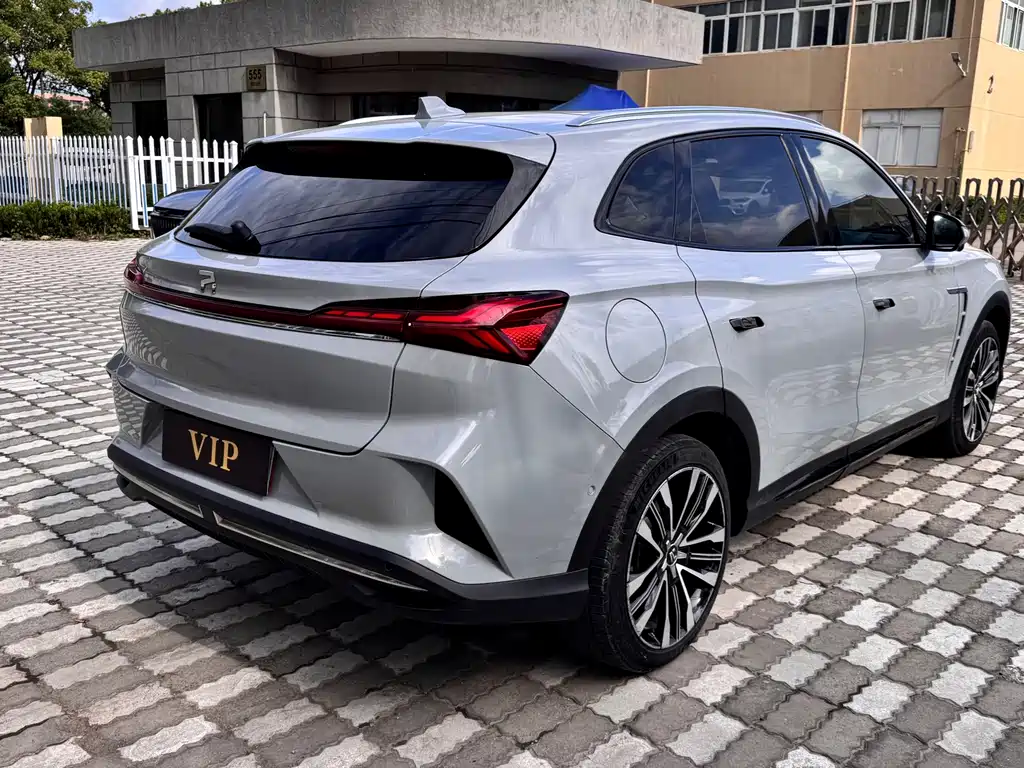 Roewe Feifan MARVEL R — миниатюра 5