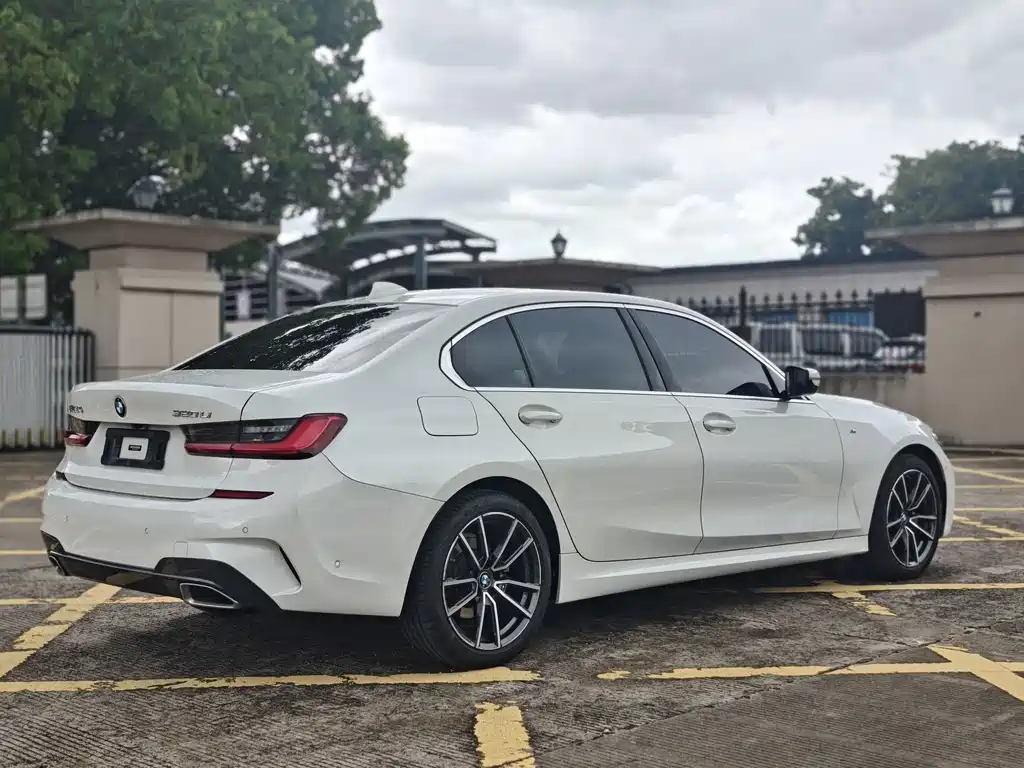 BMW 3 Series — миниатюра 9