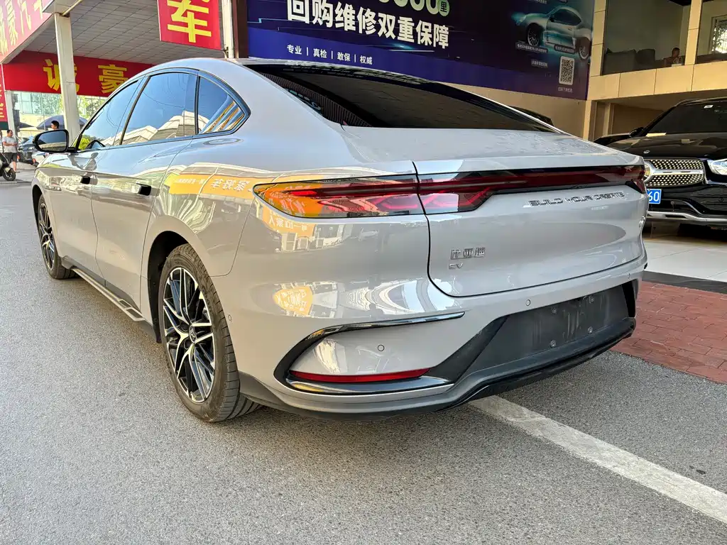 BYD Han — миниатюра 6