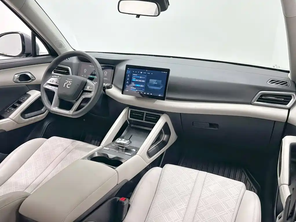 BYD Yuan UP — миниатюра 12