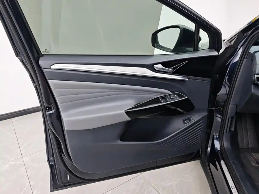 Volkswagen ID.4 Crozz — миниатюра 7