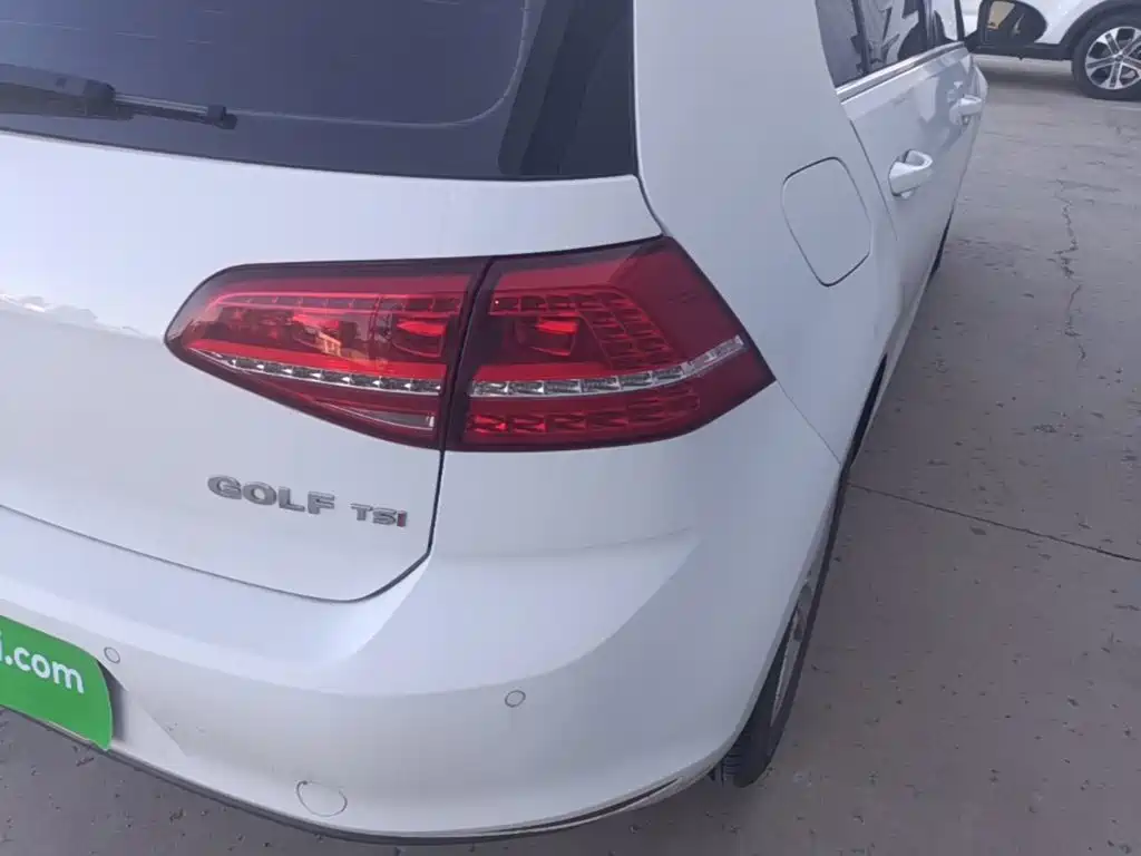 Volkswagen Golf — миниатюра 8
