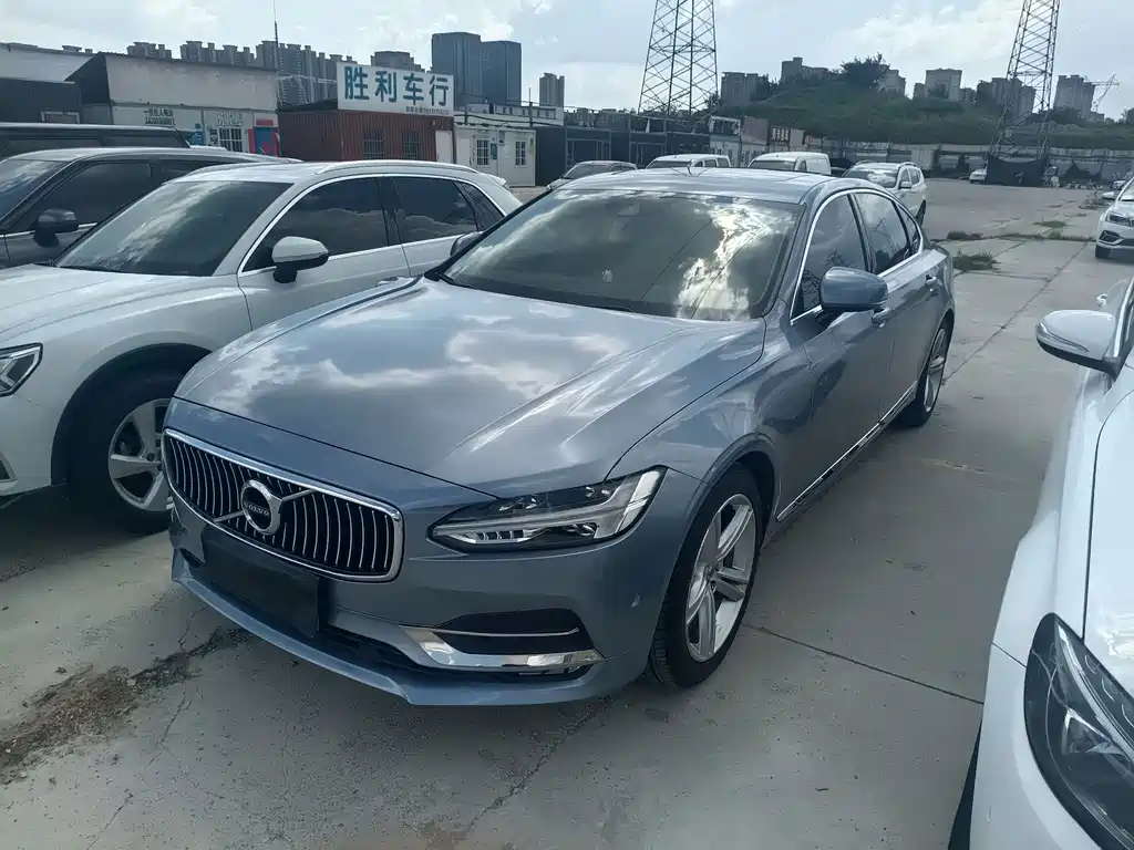 2017 Volvo S90 - zdjęcie 1 z 16