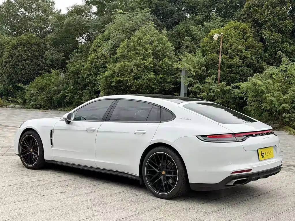 Porsche Panamera — миниатюра 5
