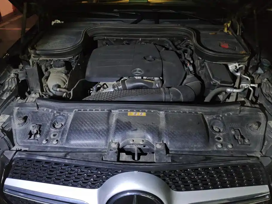 Mercedes-Benz GLE (Import) — миниатюра 10