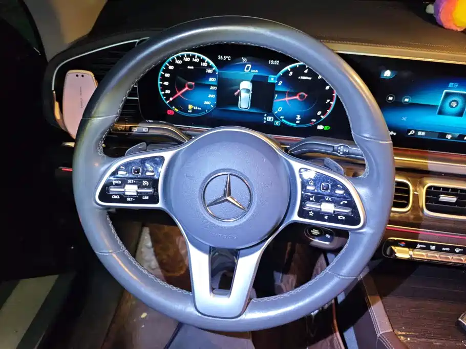 Mercedes-Benz GLE (Import) — миниатюра 15