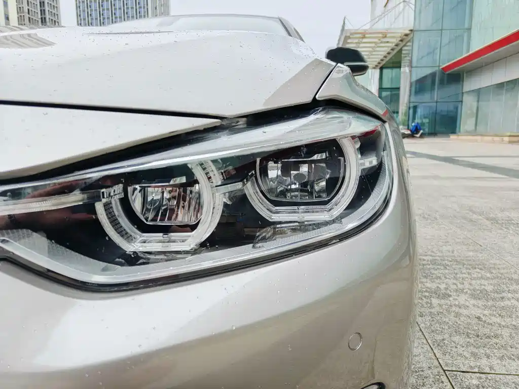 BMW 3 Series — миниатюра 9
