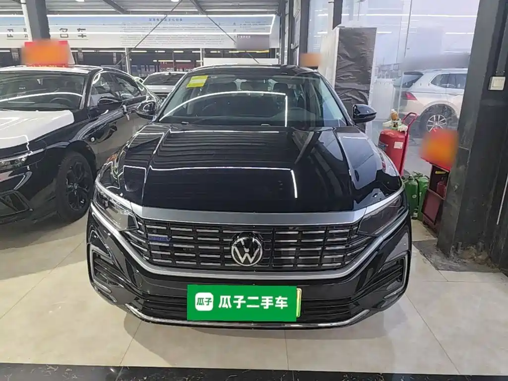 Volkswagen Passat PHEV — миниатюра 3