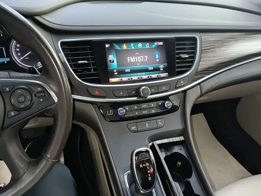 Buick LaCrosse — миниатюра 13