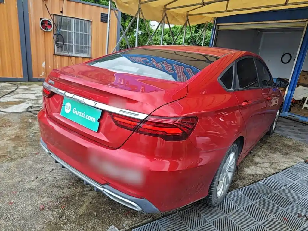 Geely Emgrand — миниатюра 7