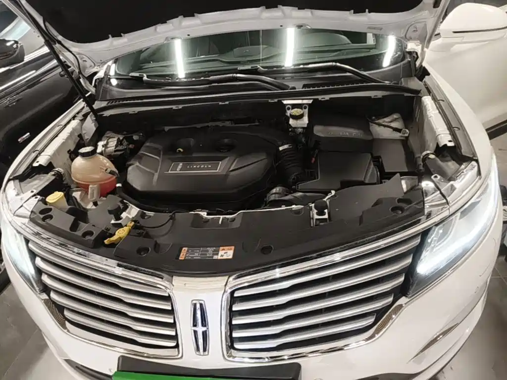 Lincoln MKC — миниатюра 20