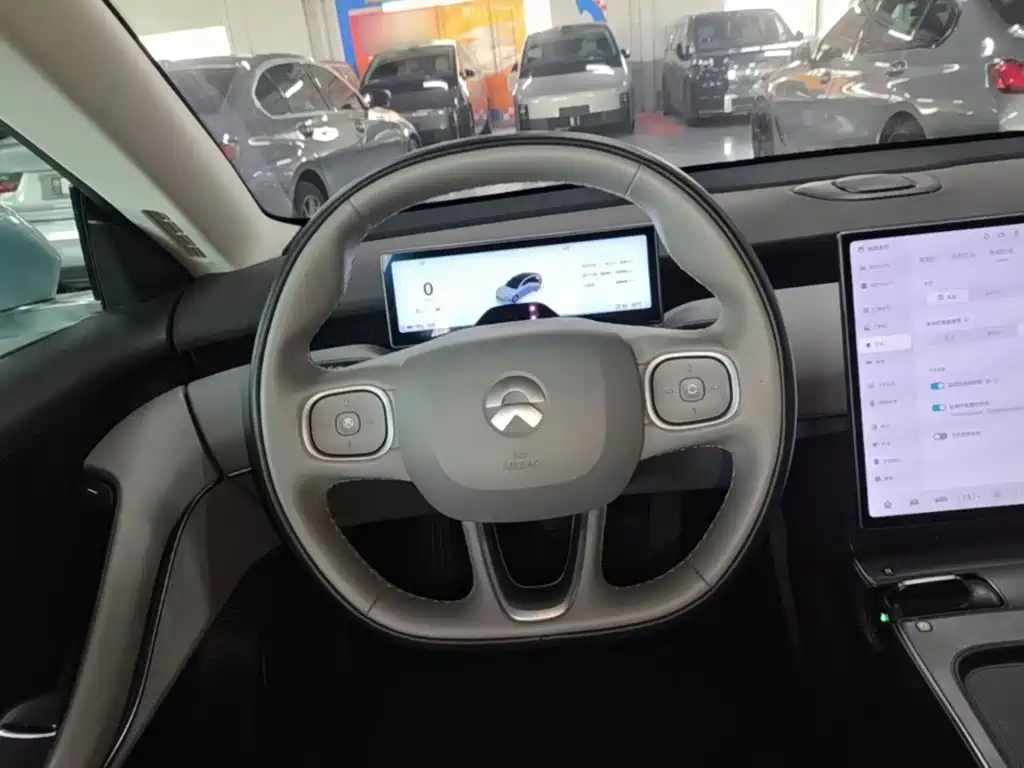 NIO ET5 — миниатюра 11