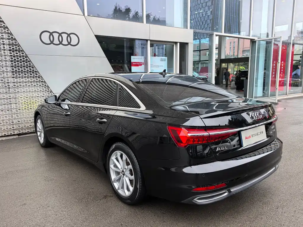 Audi A6L 2021 40 TFSI Luxury